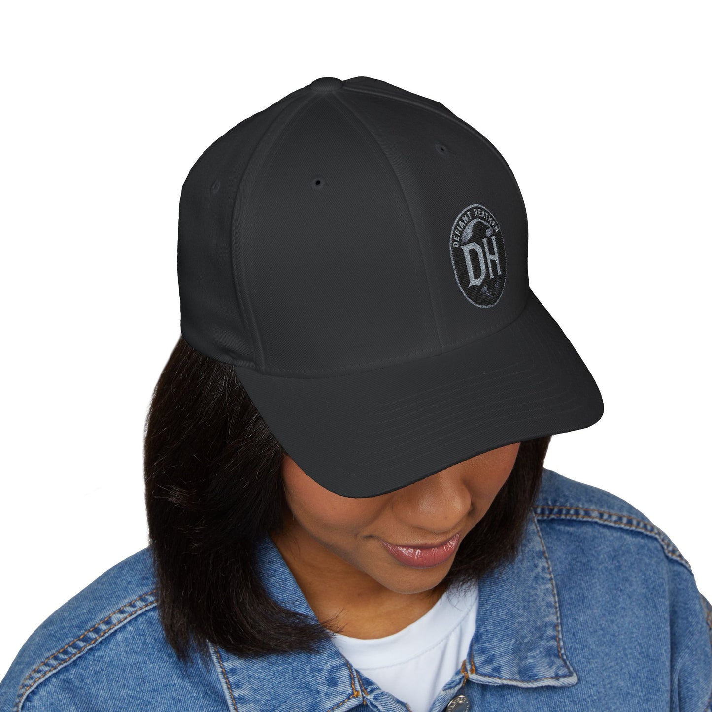 DH Raven Flexfit Cap — Premium Closed‑Back Baseball Hat